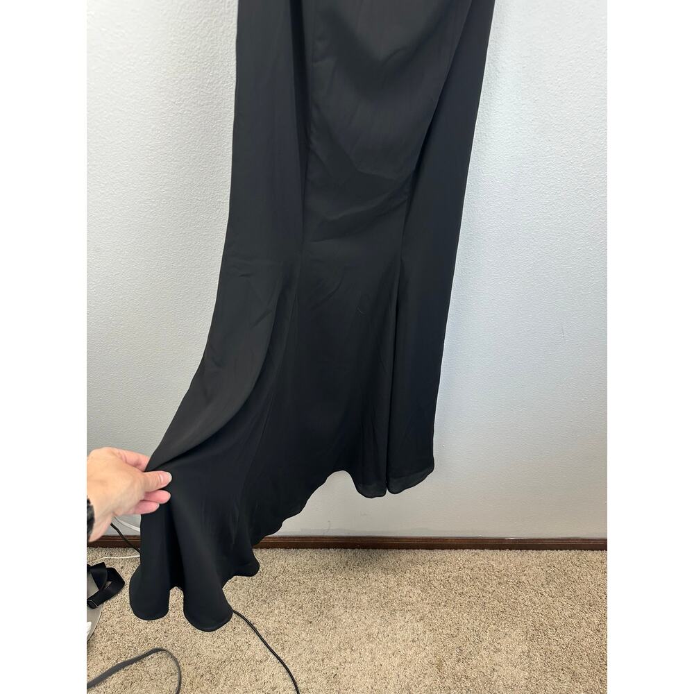 NWT Fame and Partners Zyra Cutout Mermaid Maxi Dress Black Size 4 - Picture 4 of 10